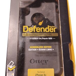 OtterBox Defender Series Black Case for iPhone XR